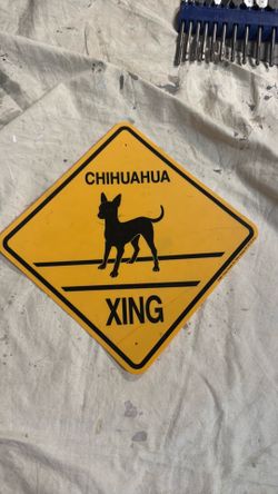 Chihuahua exiting sign