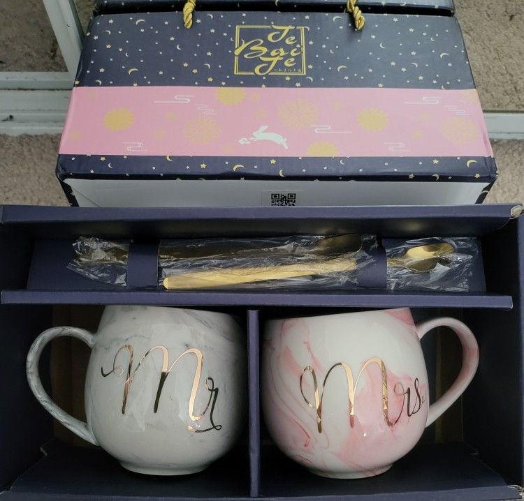 Mr.&Mrs. Mug Set