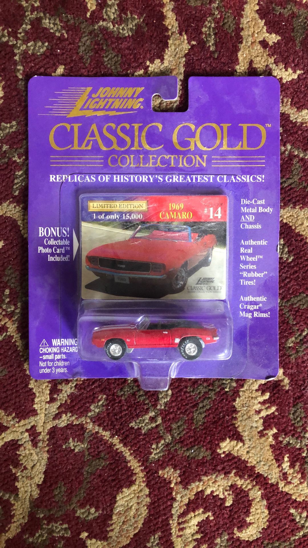 Johnny Lightning Classic Gold