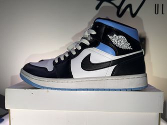 Air Jordan 1 Mid Wmns Size 10.5 Men 9.5