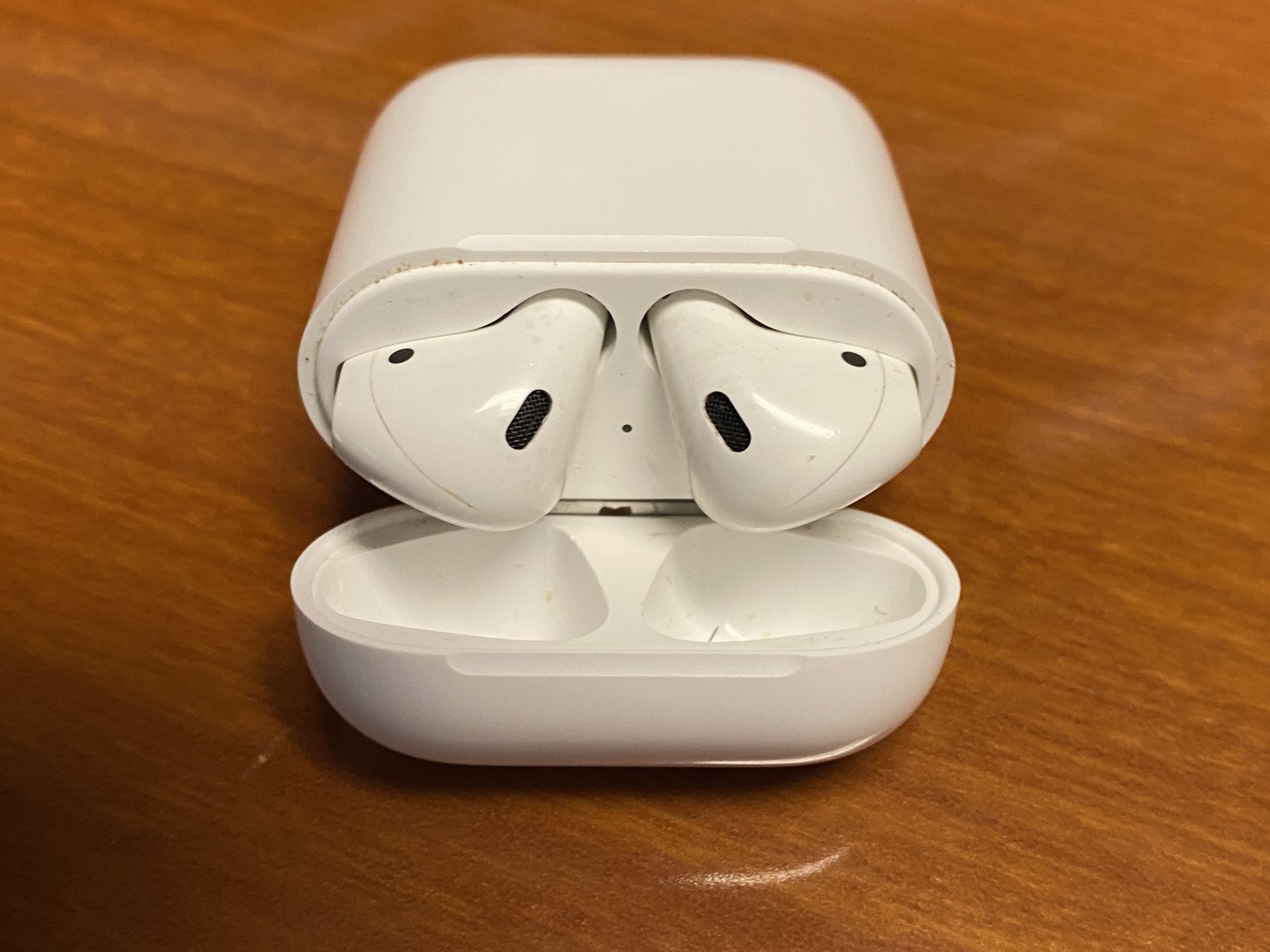 Apple Airpods 2nd Gen