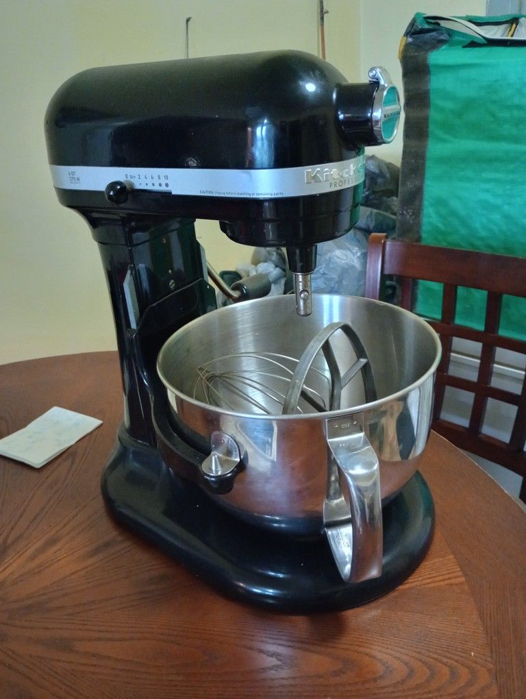 KitchenAid 6qt Mixer