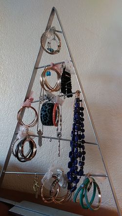 Jewelry bracelets necklaces