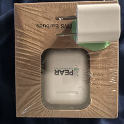 Pear Wireless Earbuds New In Box Very Similar To Apple Earbuds In Sound And Looks Comes With Apple Charger Block!