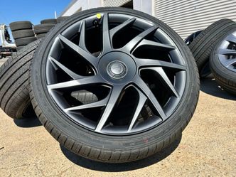 FREE INSTALL 21" OEM 2026 Tesla Model S Plaid VELARIUM wheels Goodyear WITH CAPS