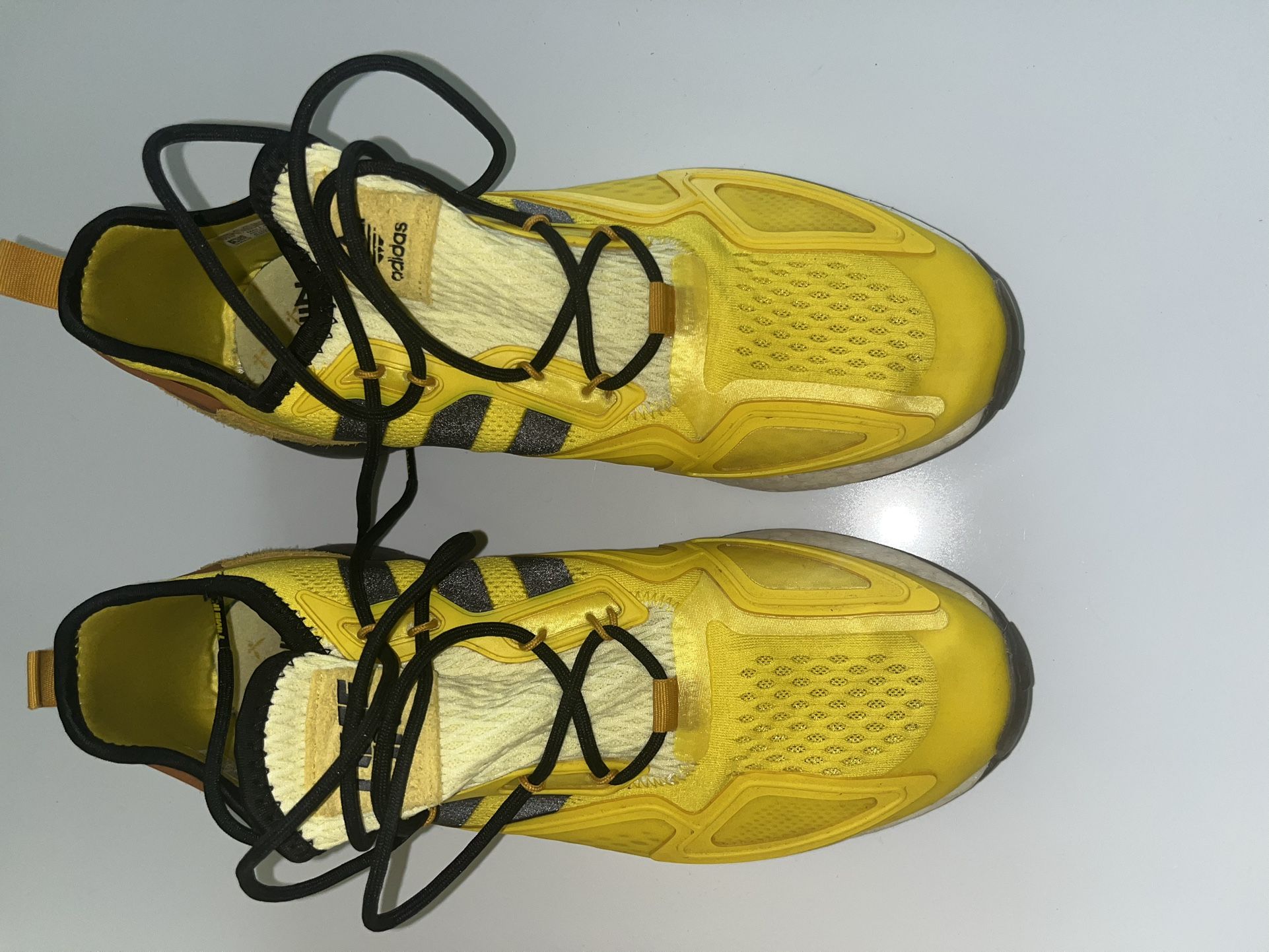 Adidas (Ninja)