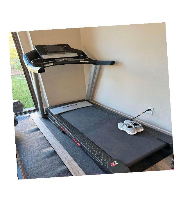 information Democrat Master Treadmill - Advance Your Fitness Goals