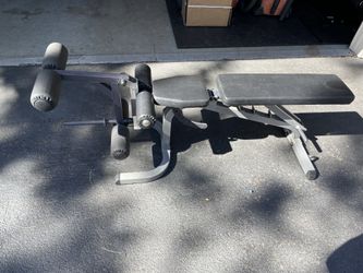 Body Solid Adjustable Bench