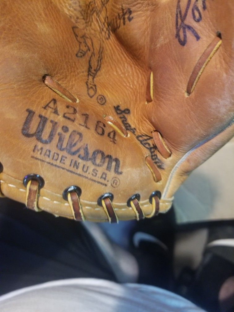 1960 Baseball Glove