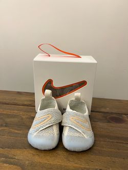 Nike Swoosh 1