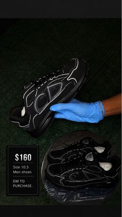 Dior B30s Sneakers sizes 9 - 11 Fits like A 10.5 (Available) ✅