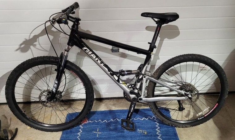 2009 Giant Anthem Advanced Hydraulic disc brakes, Michelin tires. Ready to ride.
750.00 O.B.O