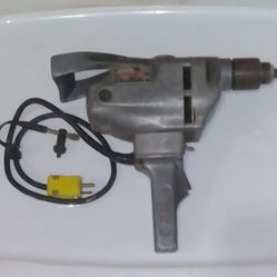 Milwaukee Hole Hog Drill 