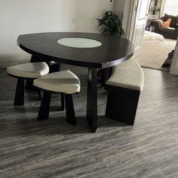 Large Unique Table (NO DELIVERY) 