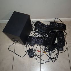 5 speaker 1 subwoofer Logitech Speaker set