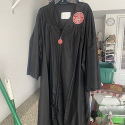 Illinois State University Graduate Gowns