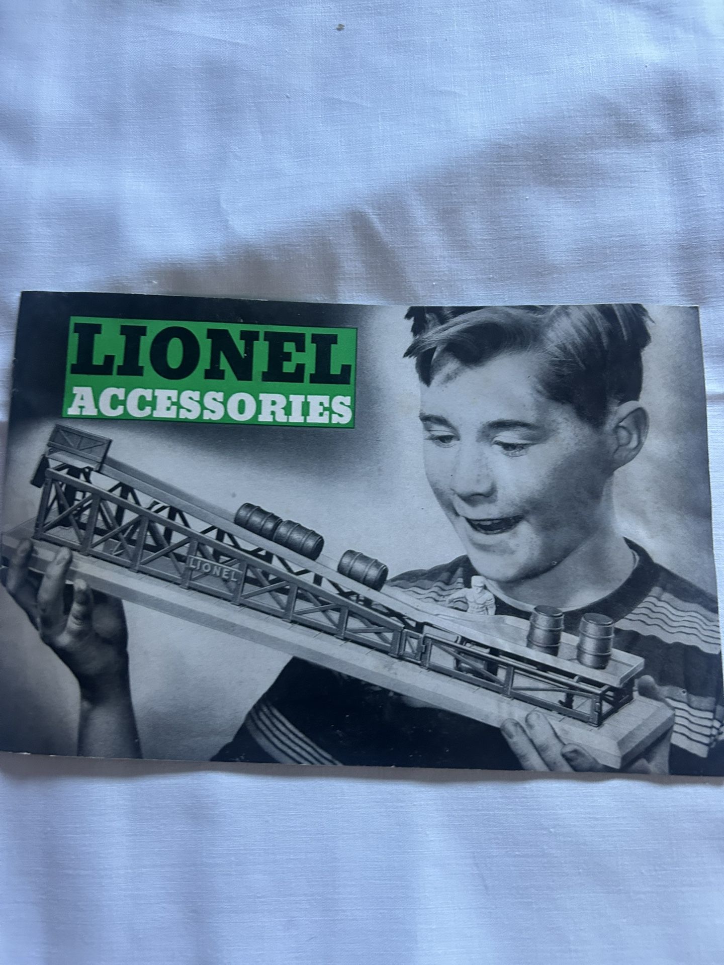 1954 Lionel Accessories Catalog