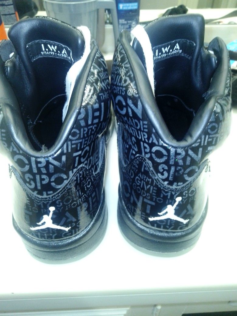 Air Jordan 5 Retro Doernbecher Freestyle Isaac Arzate for Sale in  Arlington, TX - OfferUp