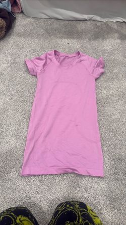 Pink Seamless Athletic Short Sleeve Top