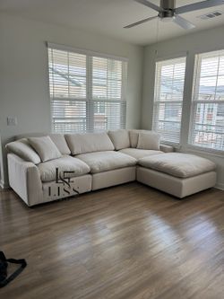 Cloud Sofa - Brand NEW Sectional Couch - Houston LOCAL Delivery