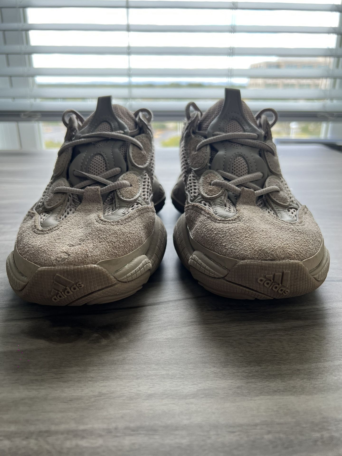 Size 7 Men’s/ 8.5 Women’s adidas Yeezy 500 Taupe Light