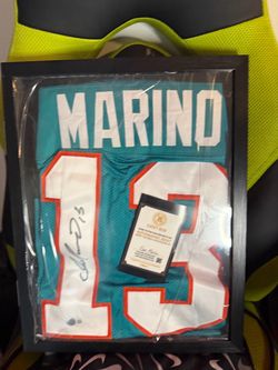 Dan Marino autographed jersey