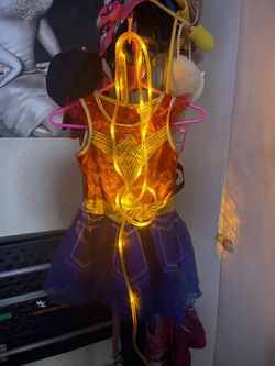 Wonder women Halloween costume S 4-6yr
