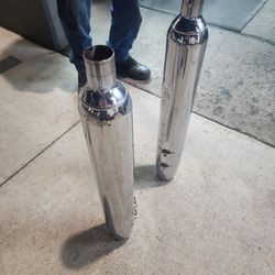Harley Davidson mufflers, new