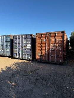 Storage shipping containers