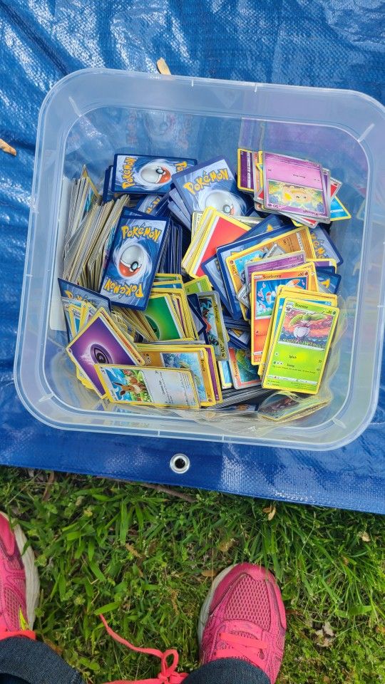 POKEMON CARDS