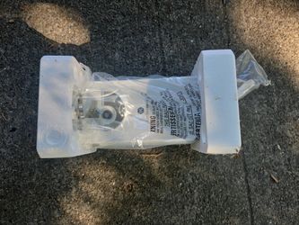 Electric can opener