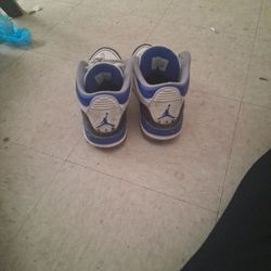 Jordan 3s
