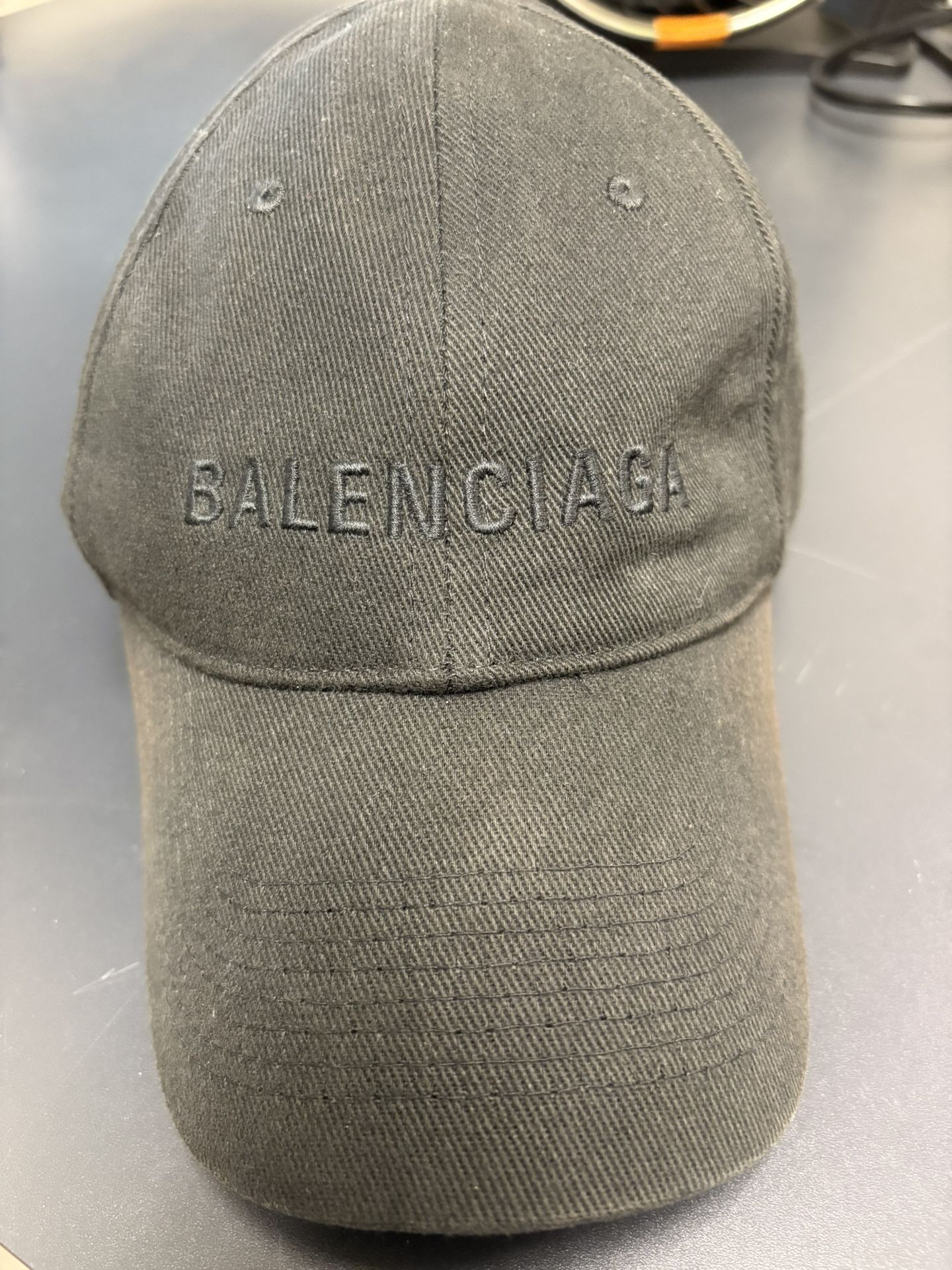Authentic Balenciaga Cap display picture 1