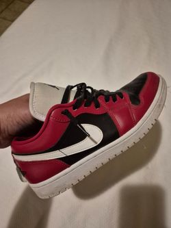 Jordan 1 size 9 womans
