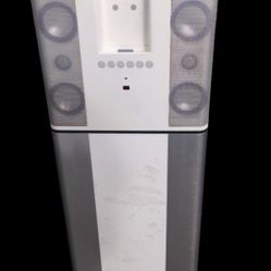 USED  Iphone Speaker Stand