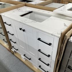 Bathroom Vanity Cabinet 42” Solid Mango Quartz Top With Sink And Backsplash