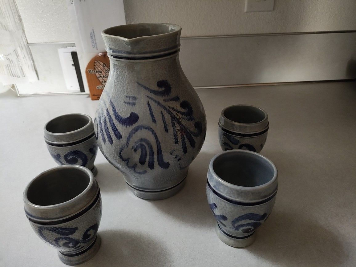 German Gerzit Pitcher Set