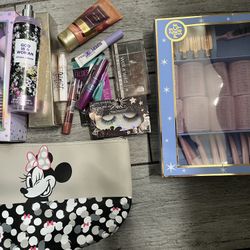 Free Makeup Bag And Beauty Products 