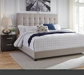 Roo.s To Go Fabric King Bed