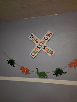 Dinosaur room decorations