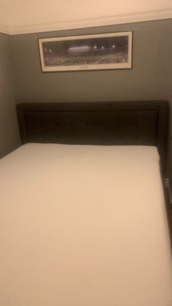 Queen size bed very nice mattress not included