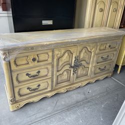 Large Dresser 