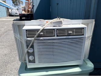 WINDOW AC UNIT