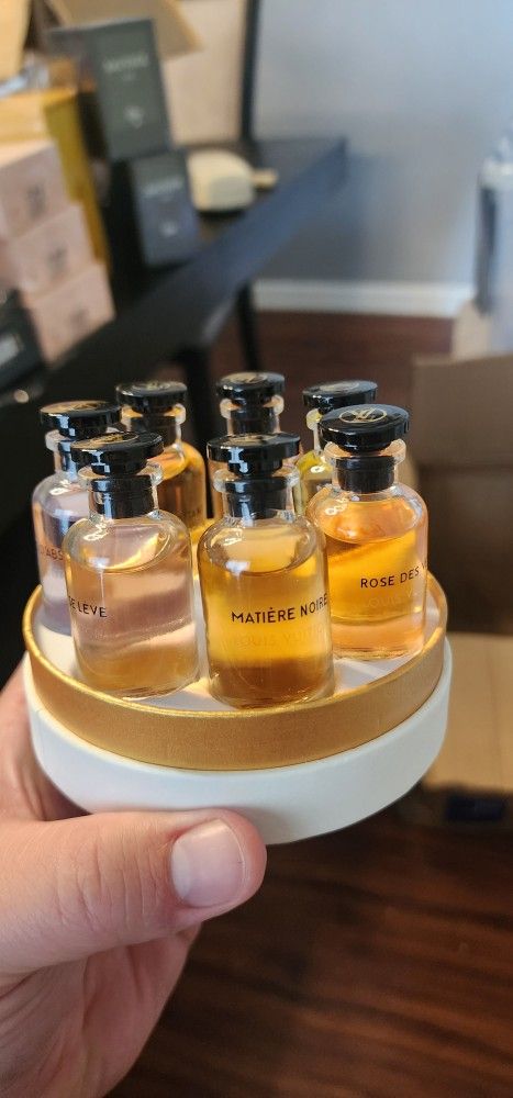 Huge Variety Of Cologne, Perfume, And Gift Sets 