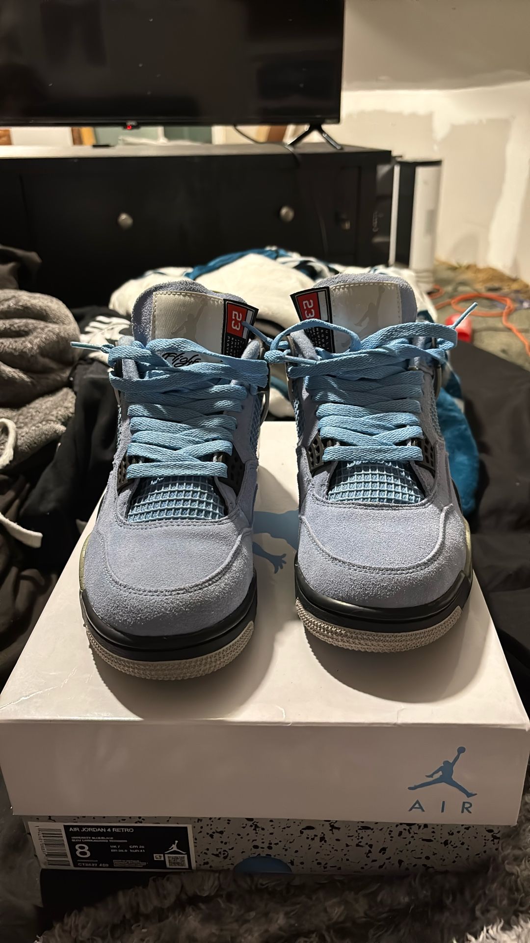 Jordan 4 University Blue/Black