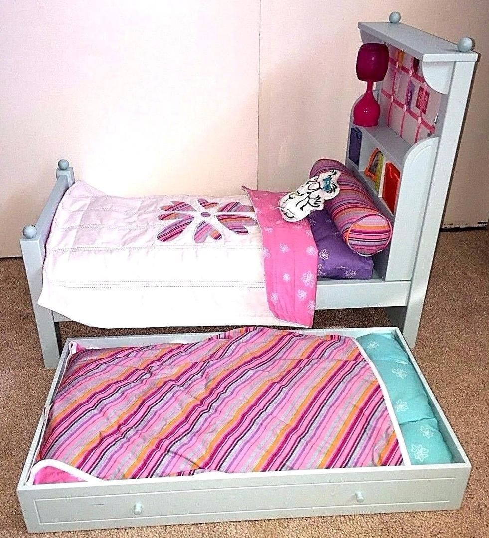 American girl Bouquet Trundle Bed with Bedding for Sale in San Antonio