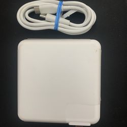 MacBook  type C  charger