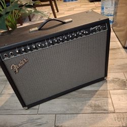 Fender Champion 100 Amp
