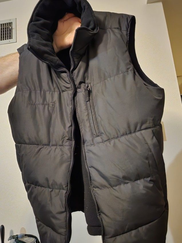 Winter Vest Free Country Men's LARGE