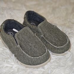 Cat & Jack Toddler Loafers. Size 6.  Like New